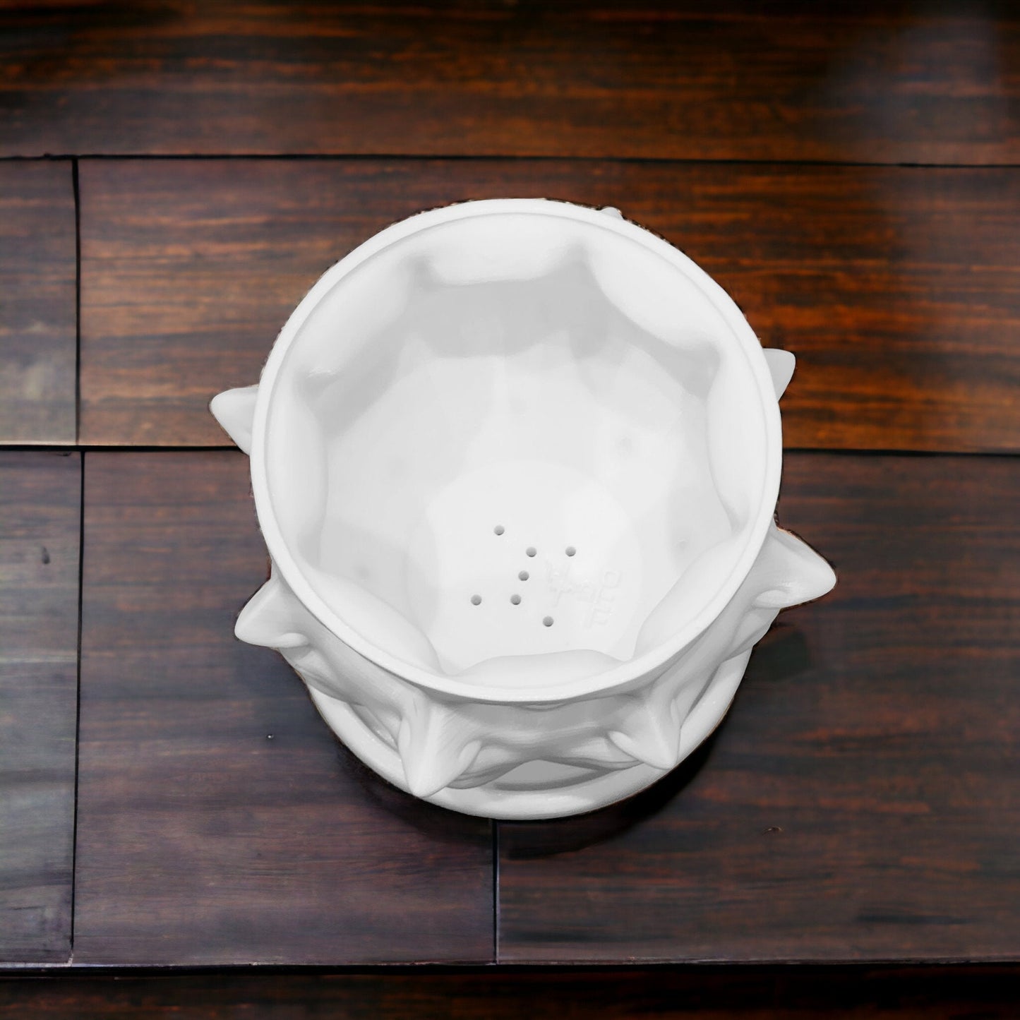 Multi-Face Polyface Planter: Unique 3D-Printed Planter with Drainage, Perfect for Indoor Greenery Decor