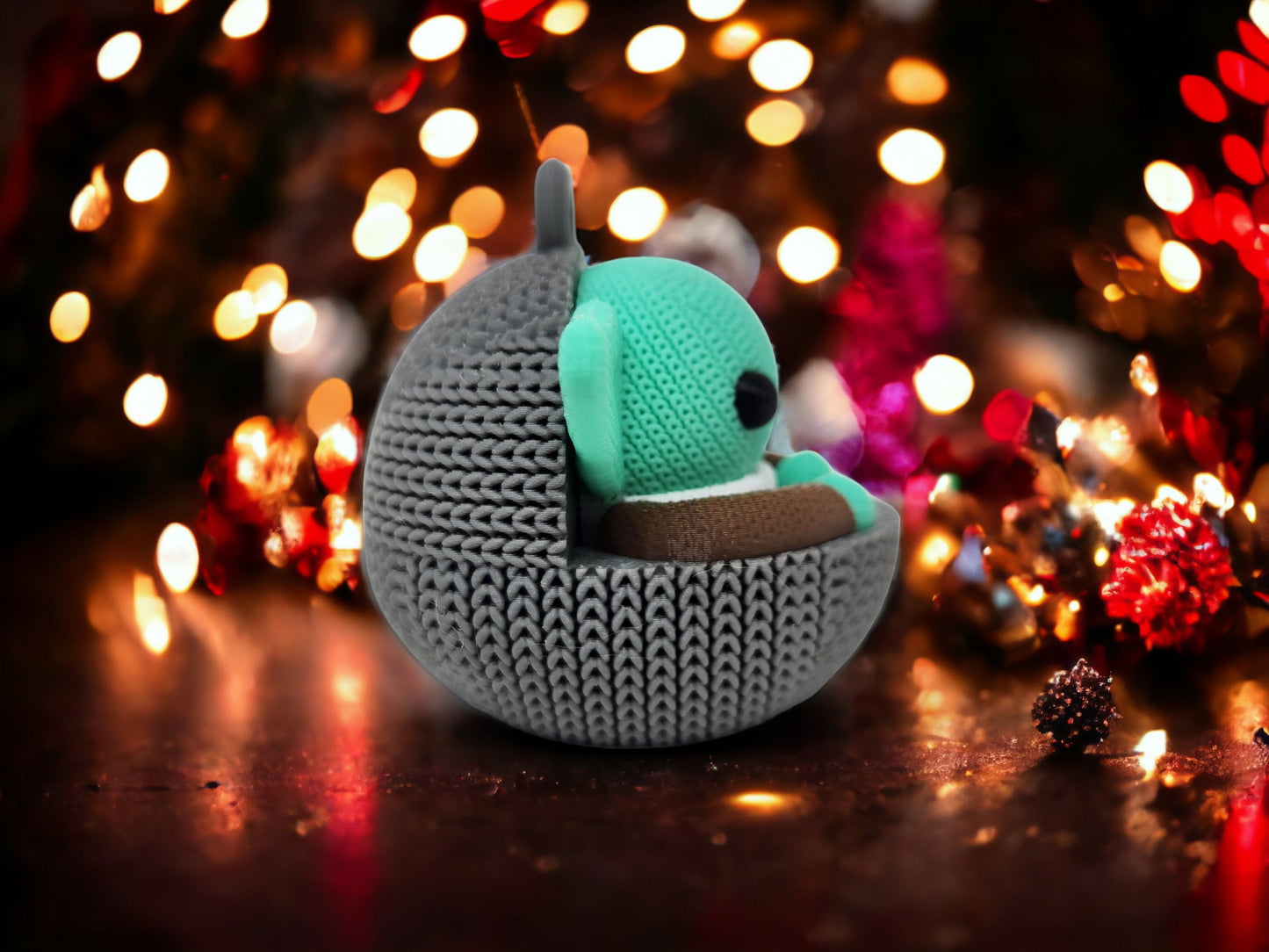 Baby Yoda Christmas Ornament - The Child Grogu 3d Printed Holiday Decor - Must-Have Mandalorian Decoration for Fans & Collectors