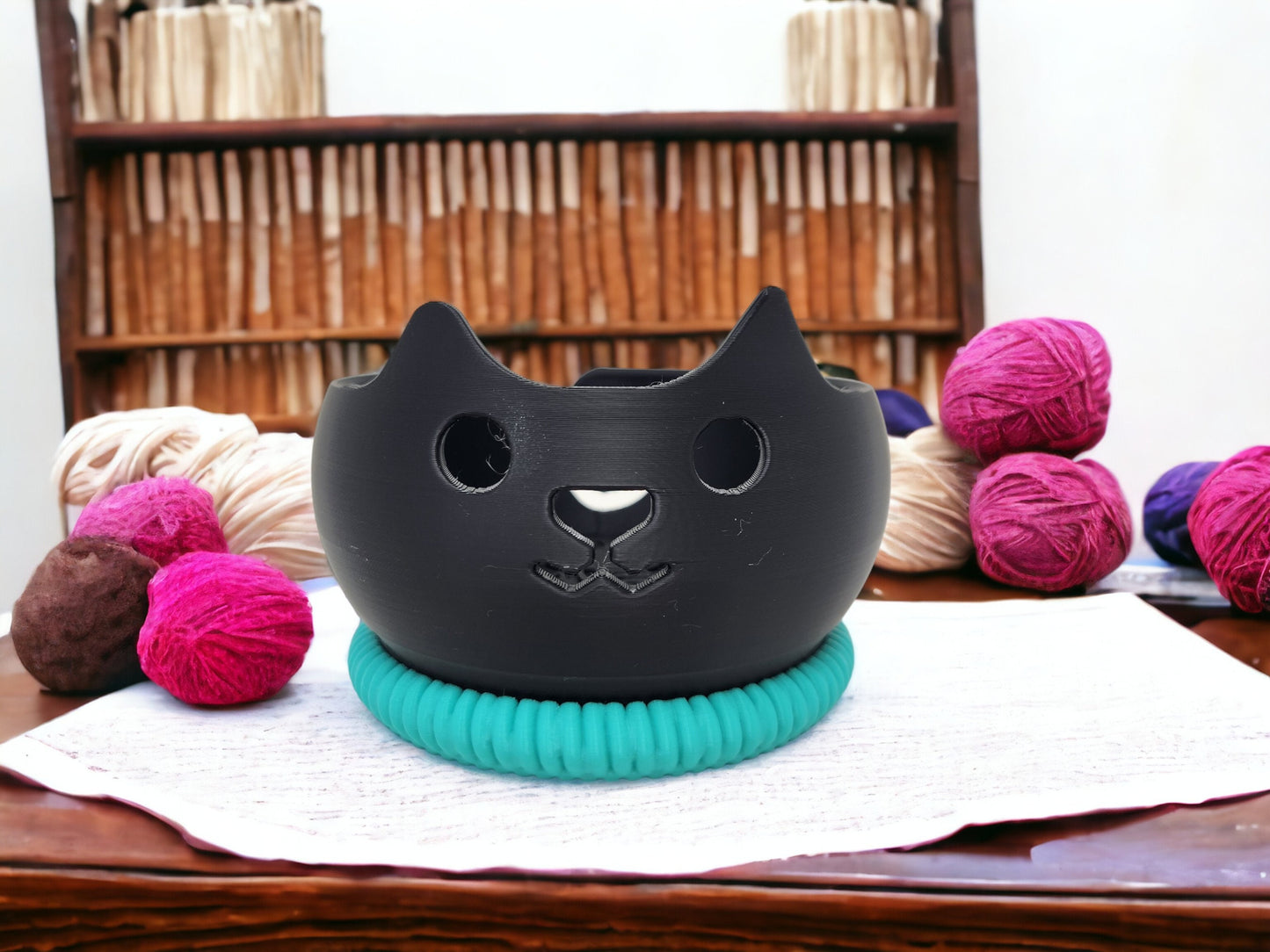 3D Printed Cat Yarn Bowl - Adorable Weighted Wool Organizer for Crocheting & Knitting Supplies, Gift for Cat Lovers