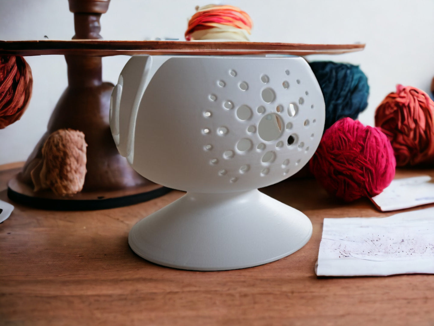 Art Deco Style Yarn Bowl Unique 3D Printed - Elegant Yarn Holder for Knitting and Crochet