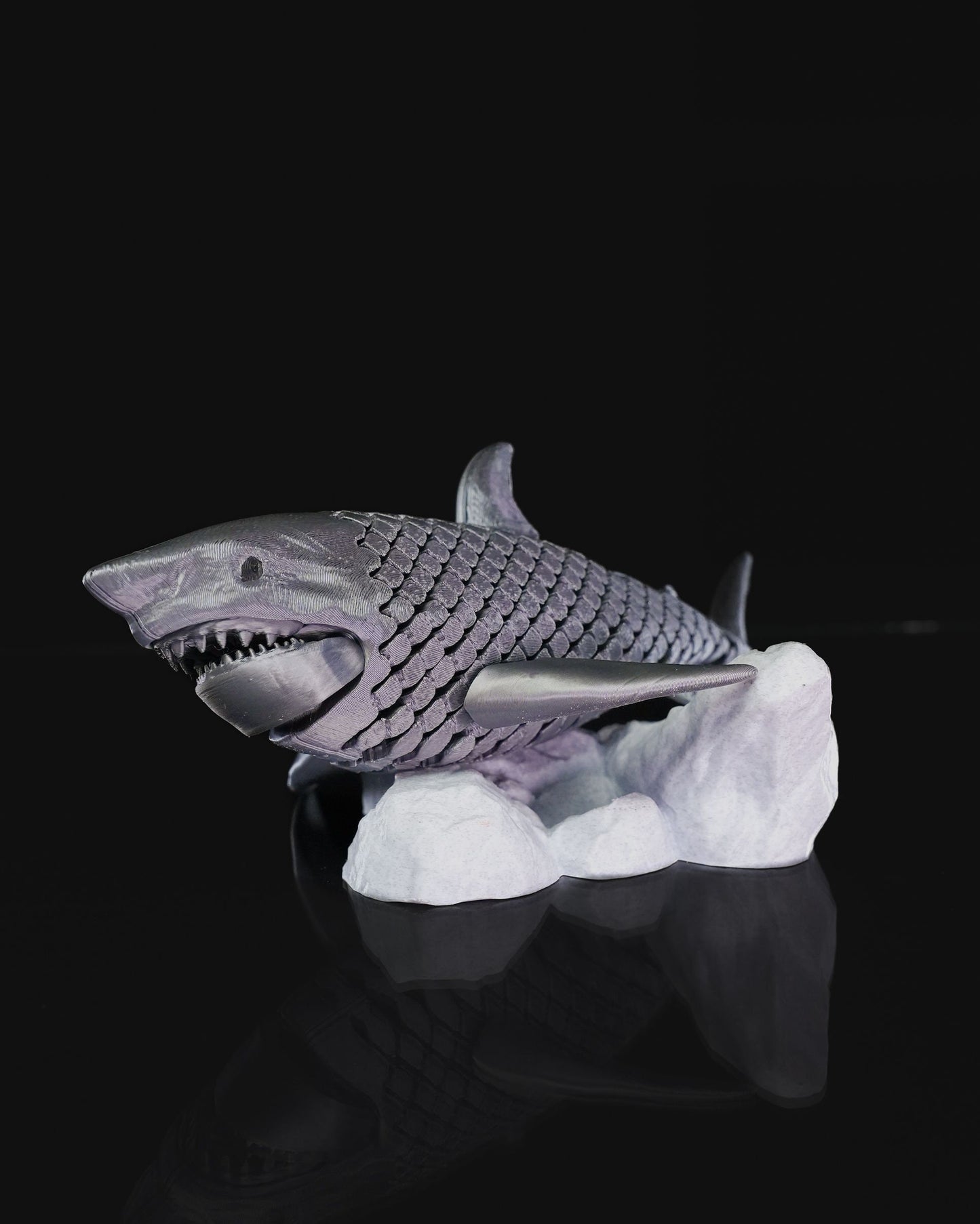 Great White Fish Articulated Fidget Toy - Ocean Desk Articulating Unique 3D Printed  Toy - Colorful Educational Play Gift