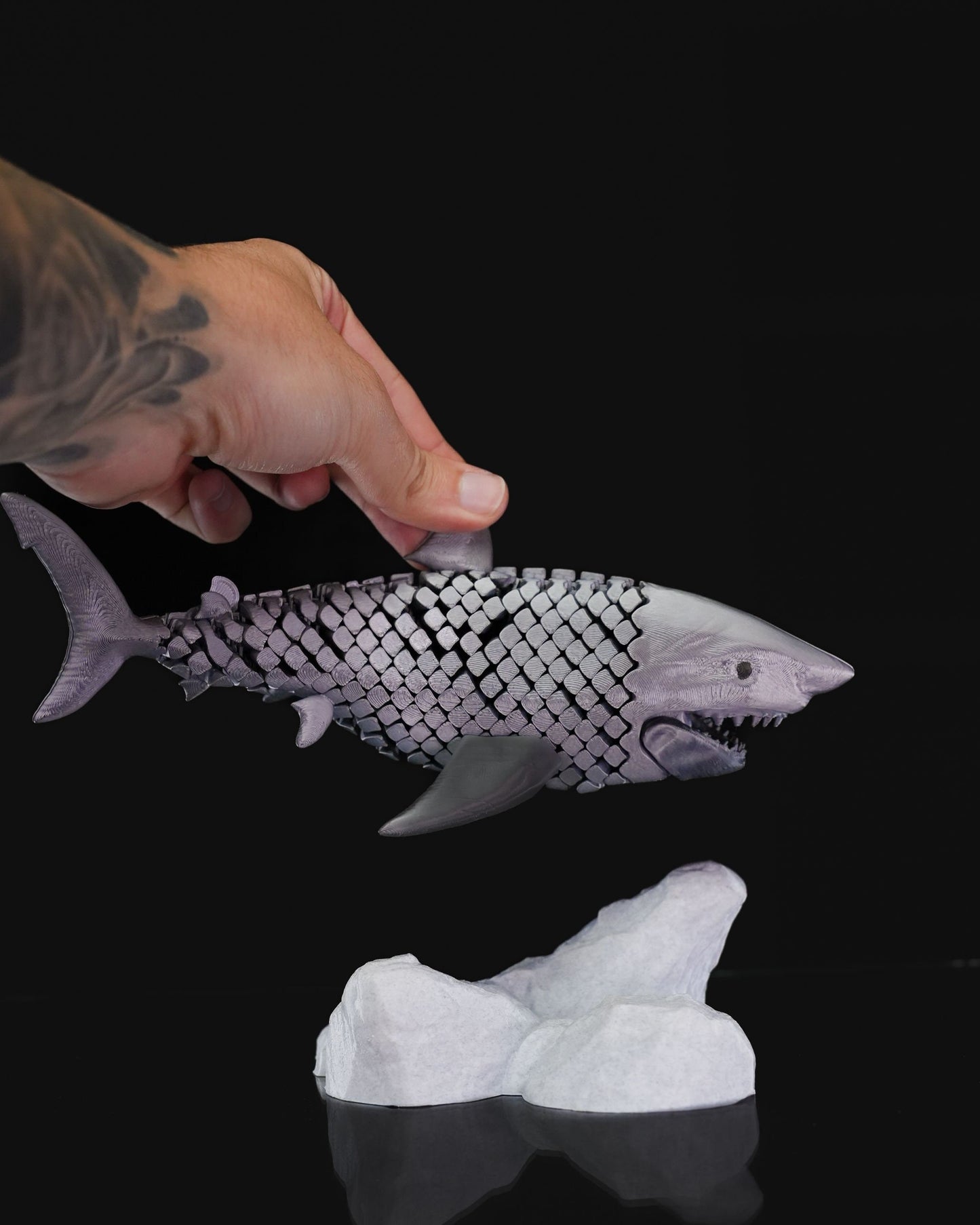 Great White Fish Articulated Fidget Toy - Ocean Desk Articulating Unique 3D Printed  Toy - Colorful Educational Play Gift