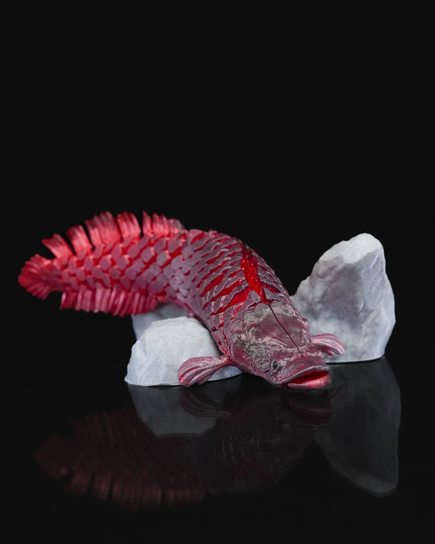 Pirarucu Fish Articulated Fidget Toy - Marine Life Desk Articulating Decor - Ocean 3D Printed Desk Toy - Colorful Educational Play Gift