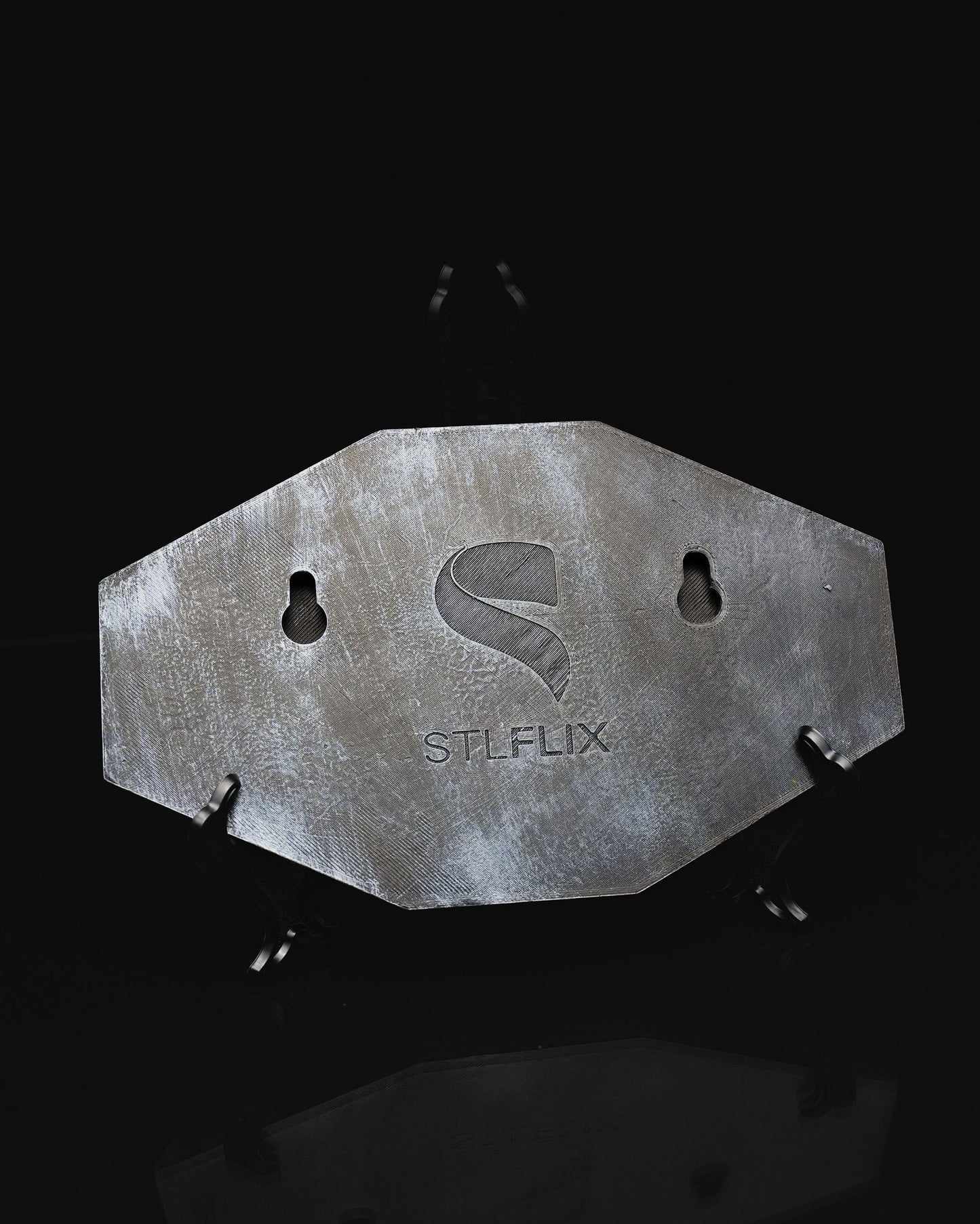 Pirarucu Fish Articulated Fidget Toy - Marine Life Desk Articulating Decor - Ocean 3D Printed Desk Toy - Colorful Educational Play Gift