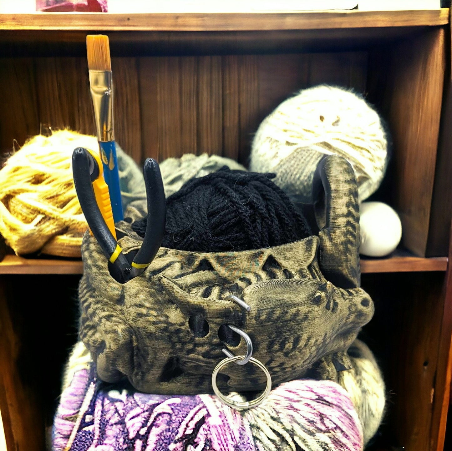 Dragon Yarn Bowl - Fantasy-Inspired Yarn Holder, 3D Printed Craft Supply for Knitting & Home Decor Accessory