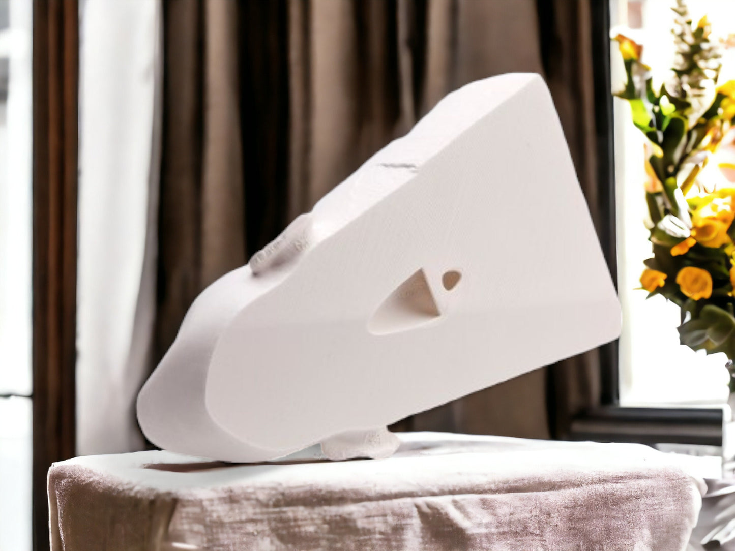 3D Printed Nefertiti Wall Art - Elegant Gothic Decor, Unique Hanging Sculpture for Home & Office