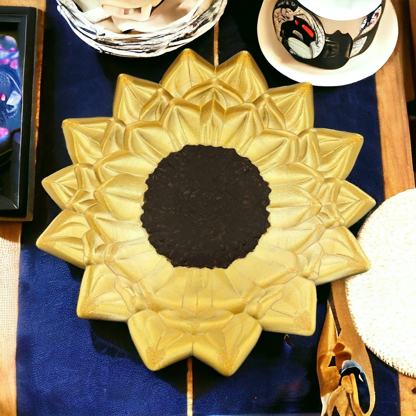 3D Printed Decor: Sunflower Trinket Key Tray - Unique Organizer for Home and Office - Great Gift Idea