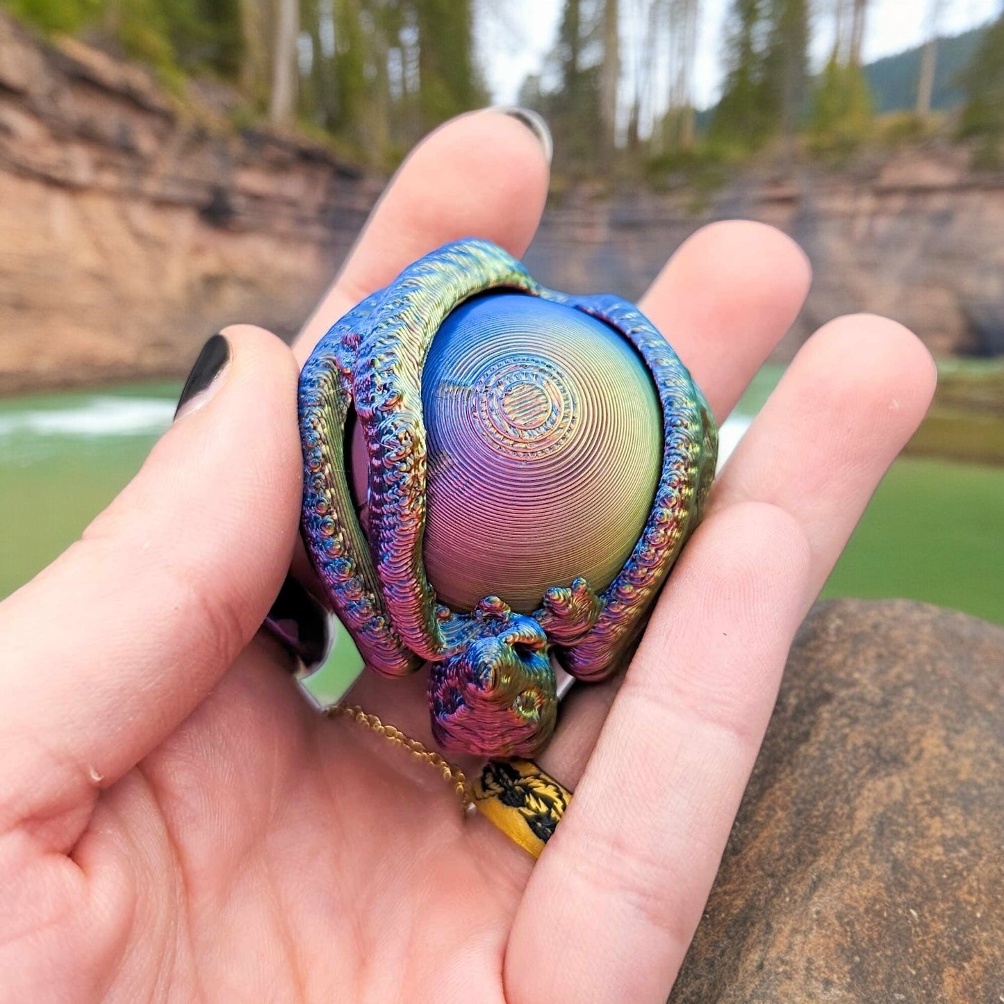 Fidget Toy Keychain: 3D Printed Cat Gyroid, Cat Ball Dragon Ball Designs - Unique Stress Relief Trinket