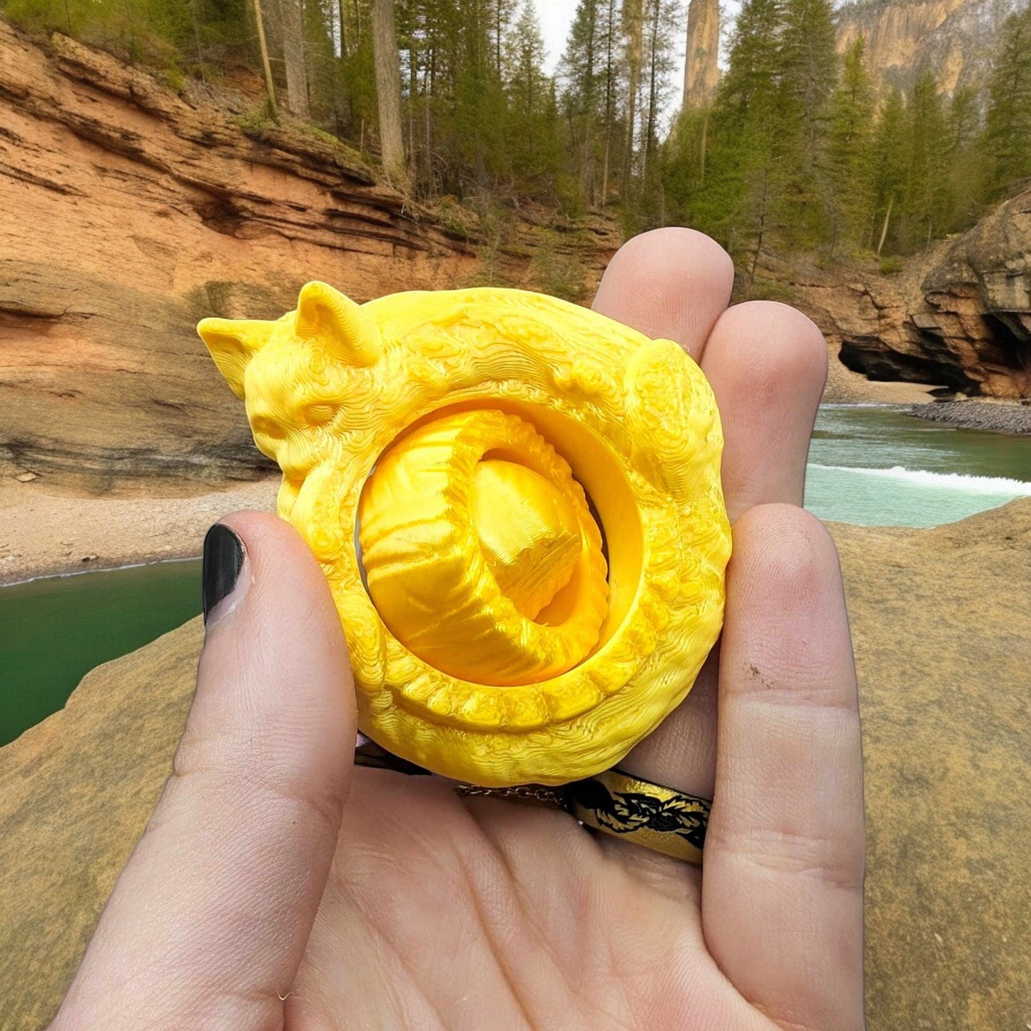 Fidget Toy Keychain: 3D Printed Cat Gyroid, Cat Ball Dragon Ball Designs - Unique Stress Relief Trinket