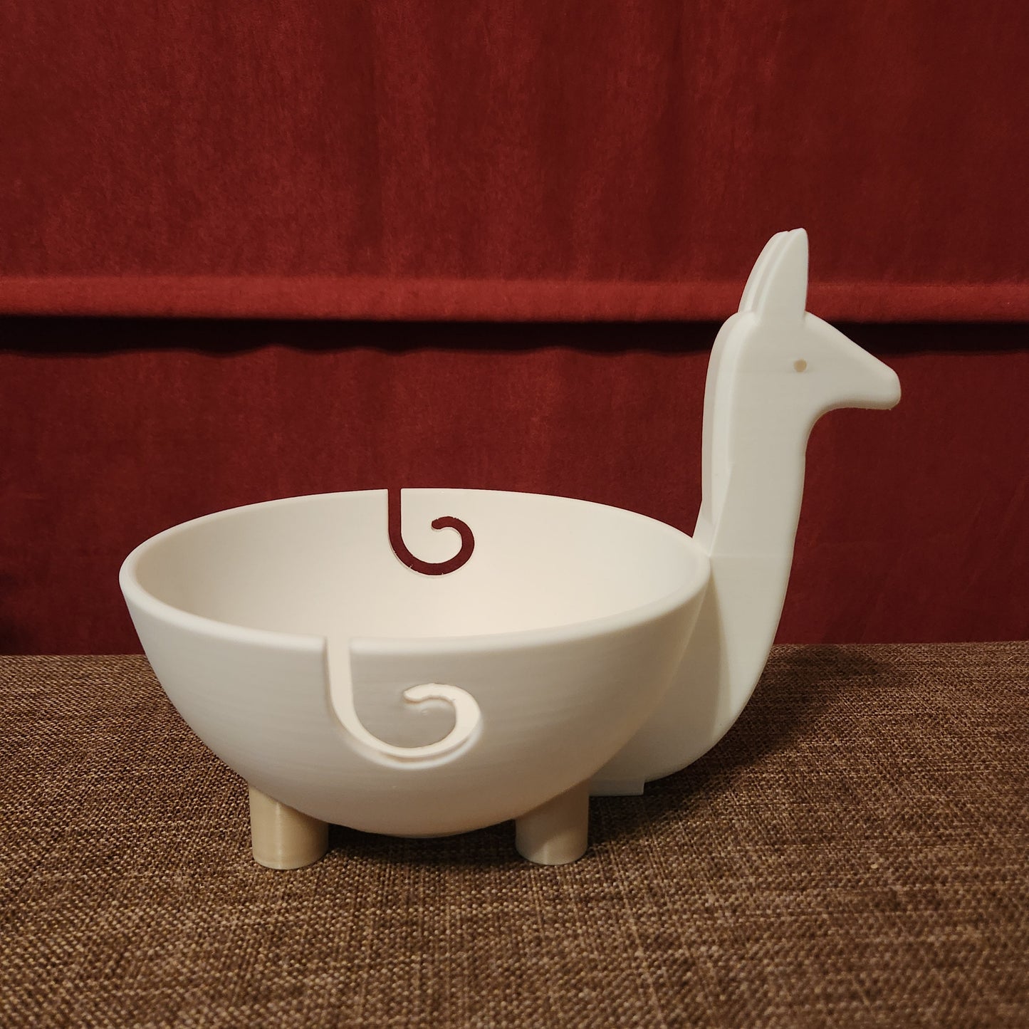 Llama Yarn Bowl Unique 3D Printed Holder - Quirky Knitting and Crochet Organizer