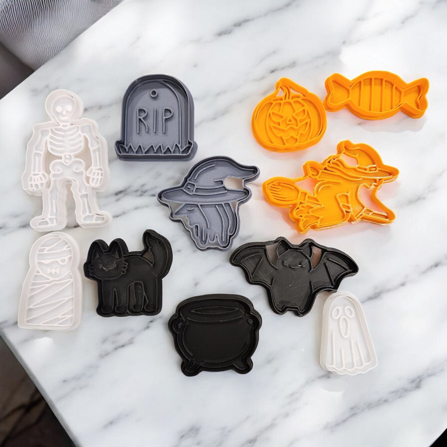 Halloween Cookie Cutters 3D Printed - Pumpkin, Skeleton, Bat, Ghost & Cauldron - Perfect for Baking Festive Treats!