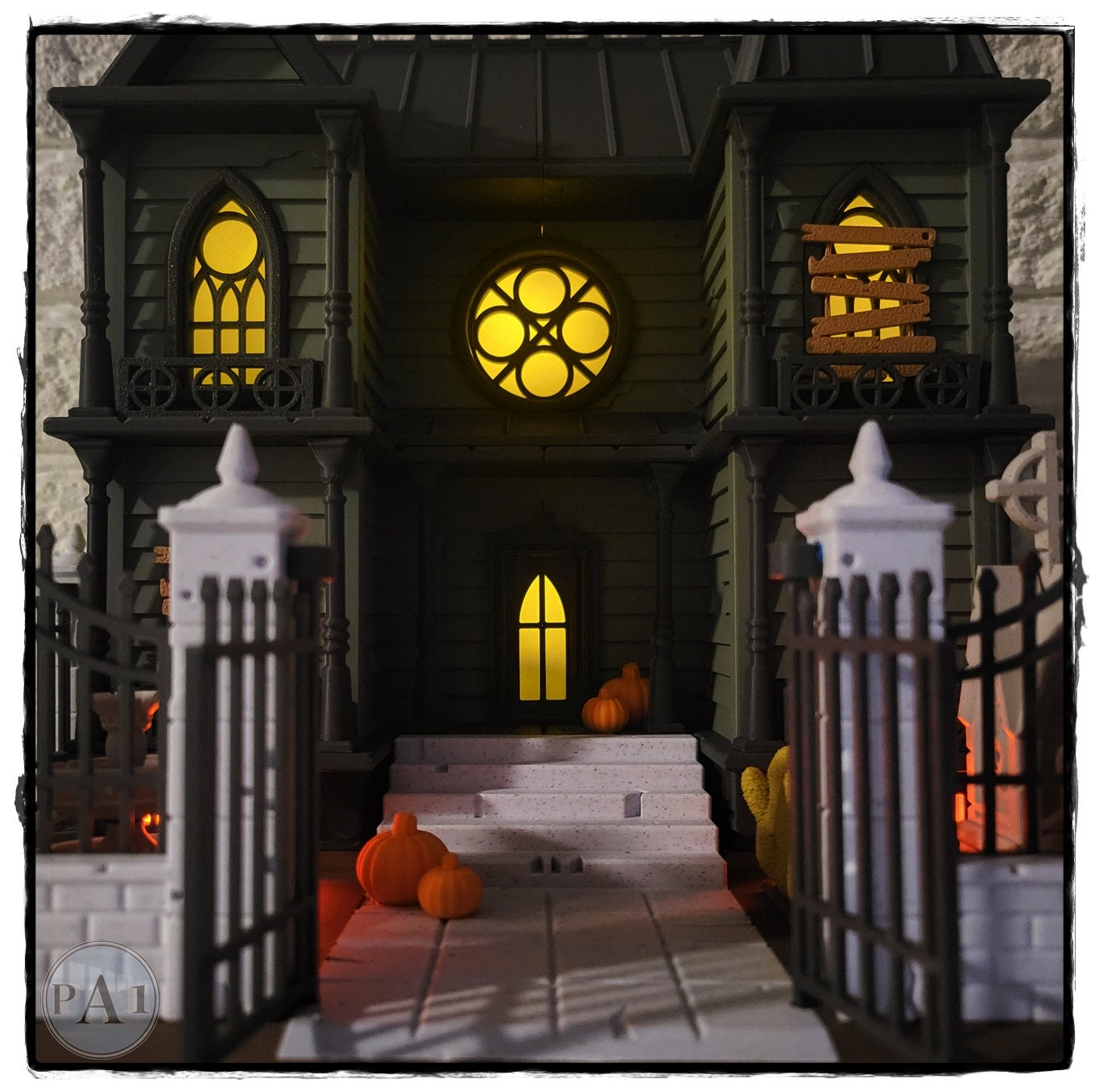 Abandoned Haunted House Diorama | Creepy Miniature Home Decor for Collectors & Model Fans