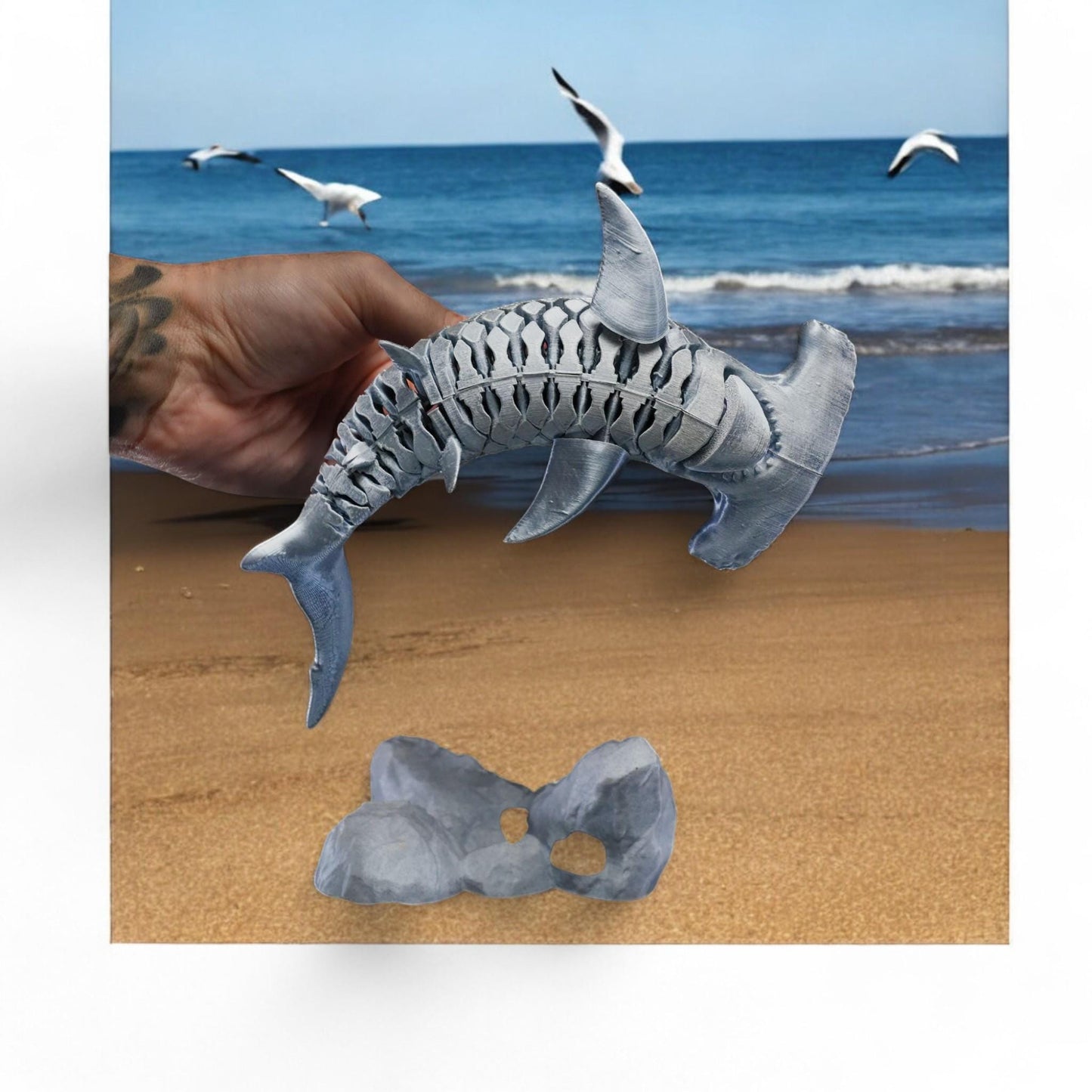 Hammerhead Fish Fidget Toy - Unique 3D Printed Articulated Ocean Desk Toy - Colorful Educational Gift for All Ages