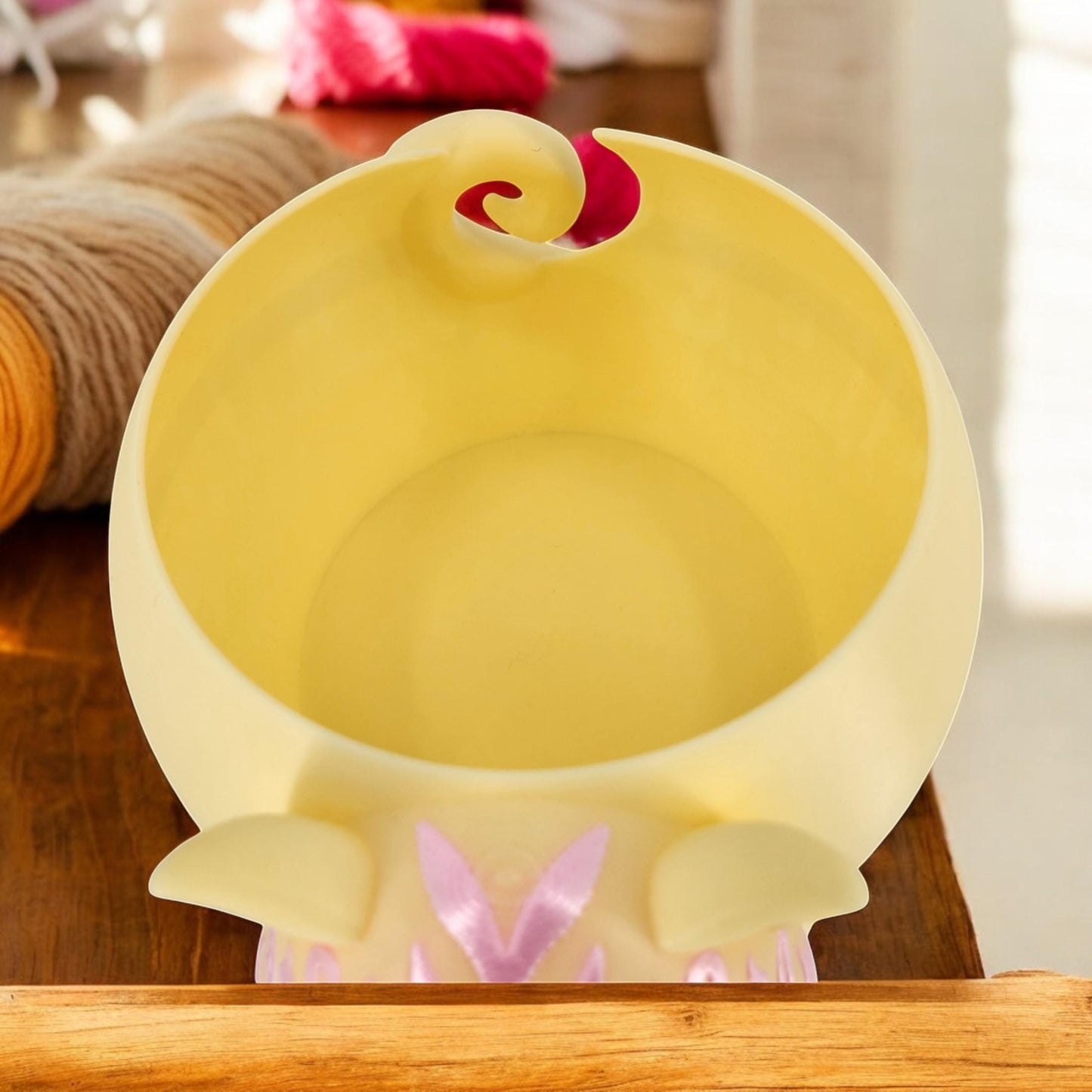 Cat Bobble Yarn Bowl - Perfect Gift for Knitting & Crochet Lovers, Feline Themed Accessory, Handmade Yarn Organizer