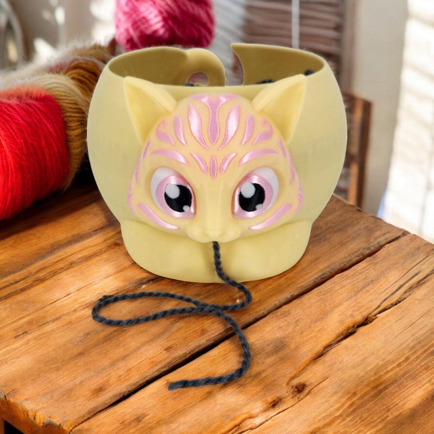 Cat Bobble Yarn Bowl - Perfect Gift for Knitting & Crochet Lovers, Feline Themed Accessory, Handmade Yarn Organizer