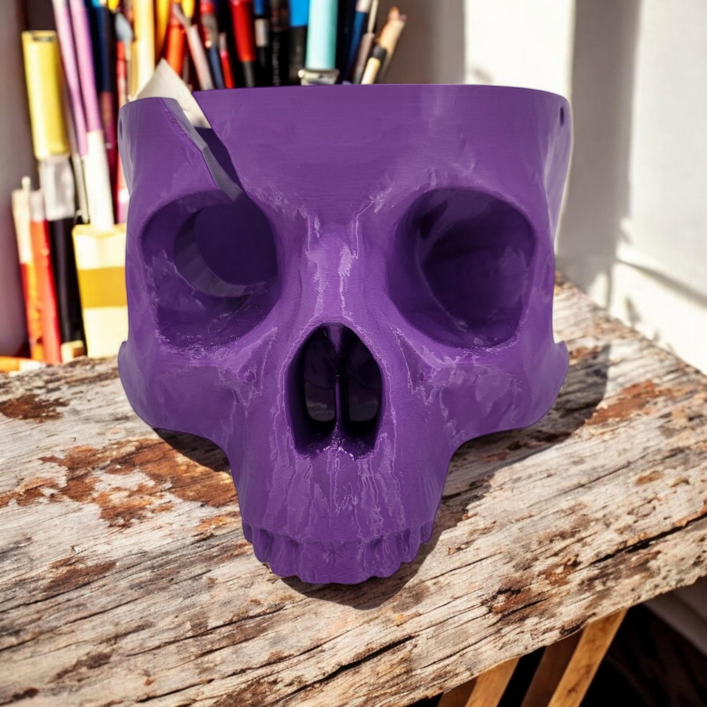 Skull Shaped Yarn Bowl - 3D Printed Gothic-Inspired Knitting & Crochet Accessory, Unique Yarn Holder for Crafters