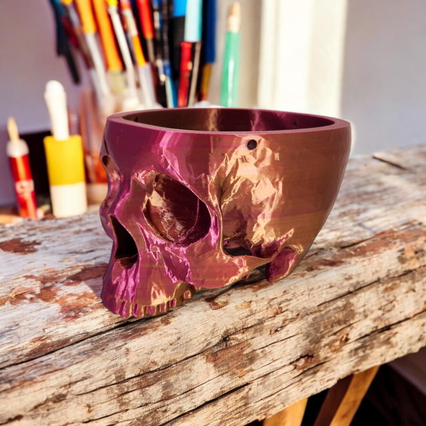 Skull Shaped Yarn Bowl - 3D Printed Gothic-Inspired Knitting & Crochet Accessory, Unique Yarn Holder for Crafters