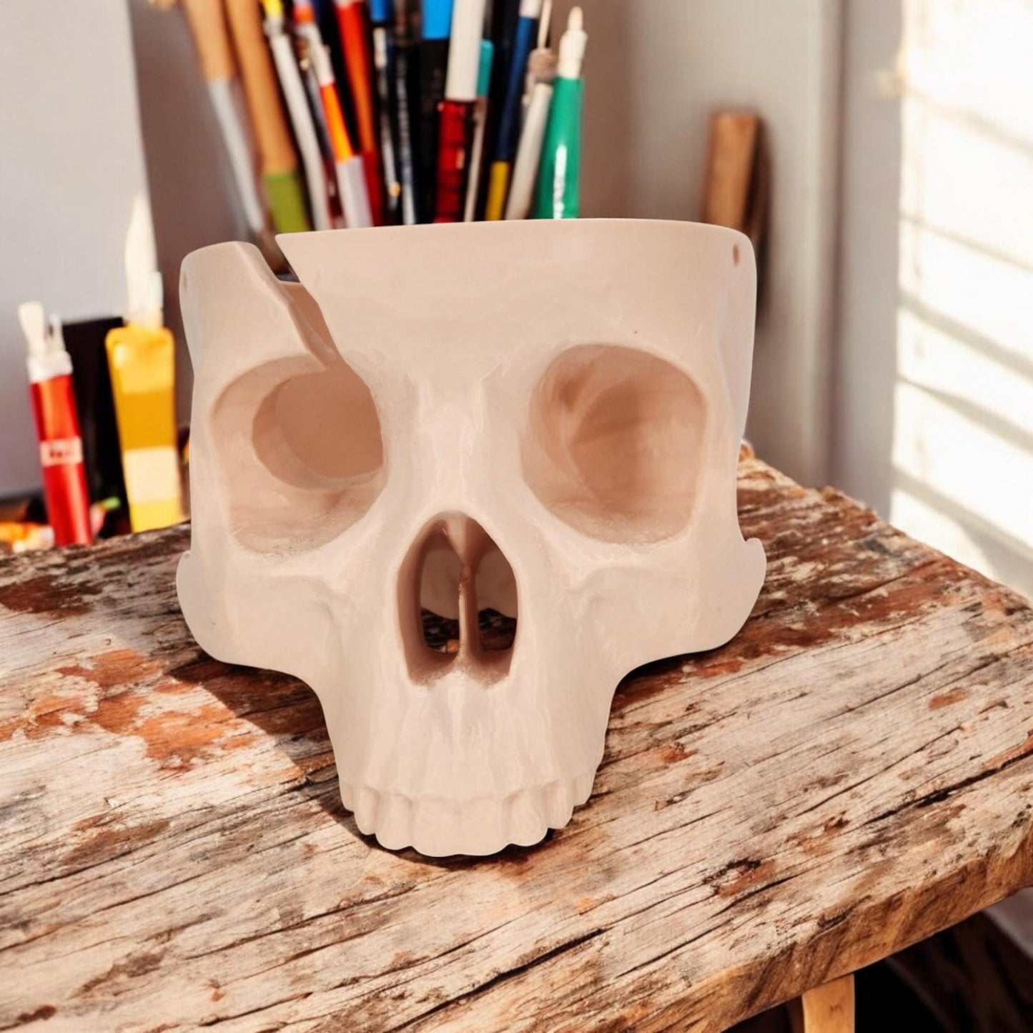 Skull Shaped Yarn Bowl - 3D Printed Gothic-Inspired Knitting & Crochet Accessory, Unique Yarn Holder for Crafters