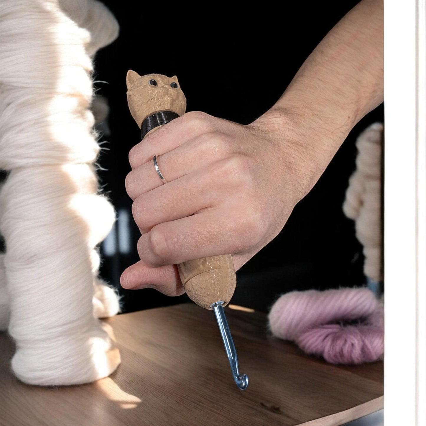 Cat Yarn Holder – Cute Cat Yarn Bowl Hook Case, Knitting Supplies Organizer, Perfect Gift for Feline Lovers & Crochet Enthusiasts