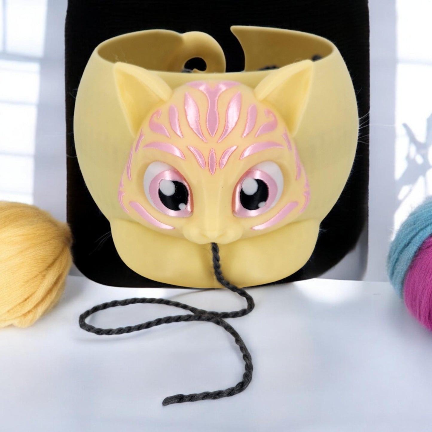 Cat Bobble Yarn Bowl - Perfect Gift for Knitting & Crochet Lovers, Feline Themed Accessory, Handmade Yarn Organizer