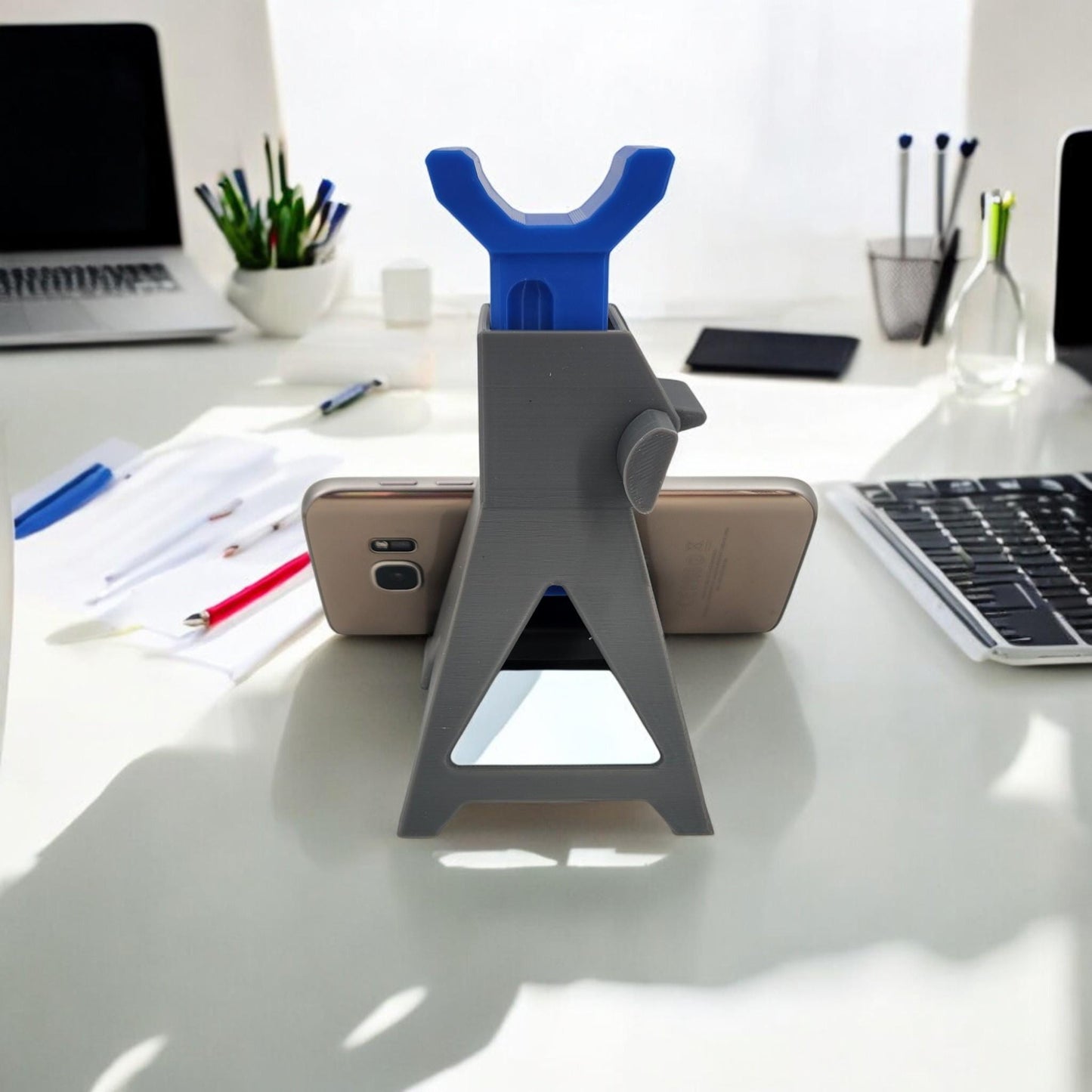 Jack stand phone Holder | Gift for Car Enthusiasts, Mechanics & Petrol Lovers | Desk Arrangement, Birthday Gift