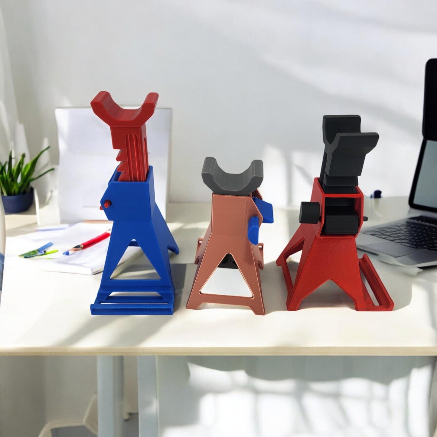 Jack stand phone Holder | Gift for Car Enthusiasts, Mechanics & Petrol Lovers | Desk Arrangement, Birthday Gift