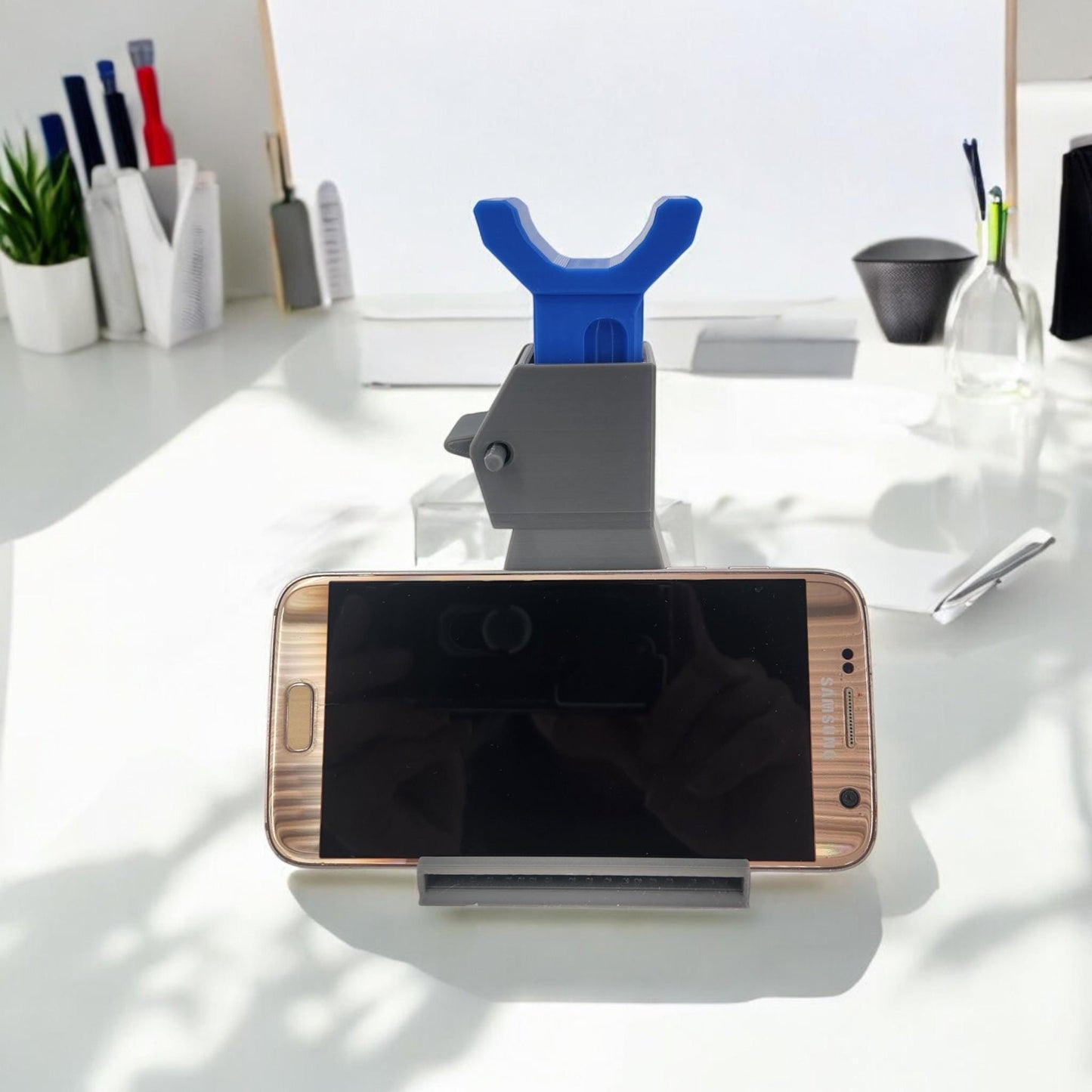 Jack stand phone Holder | Gift for Car Enthusiasts, Mechanics & Petrol Lovers | Desk Arrangement, Birthday Gift