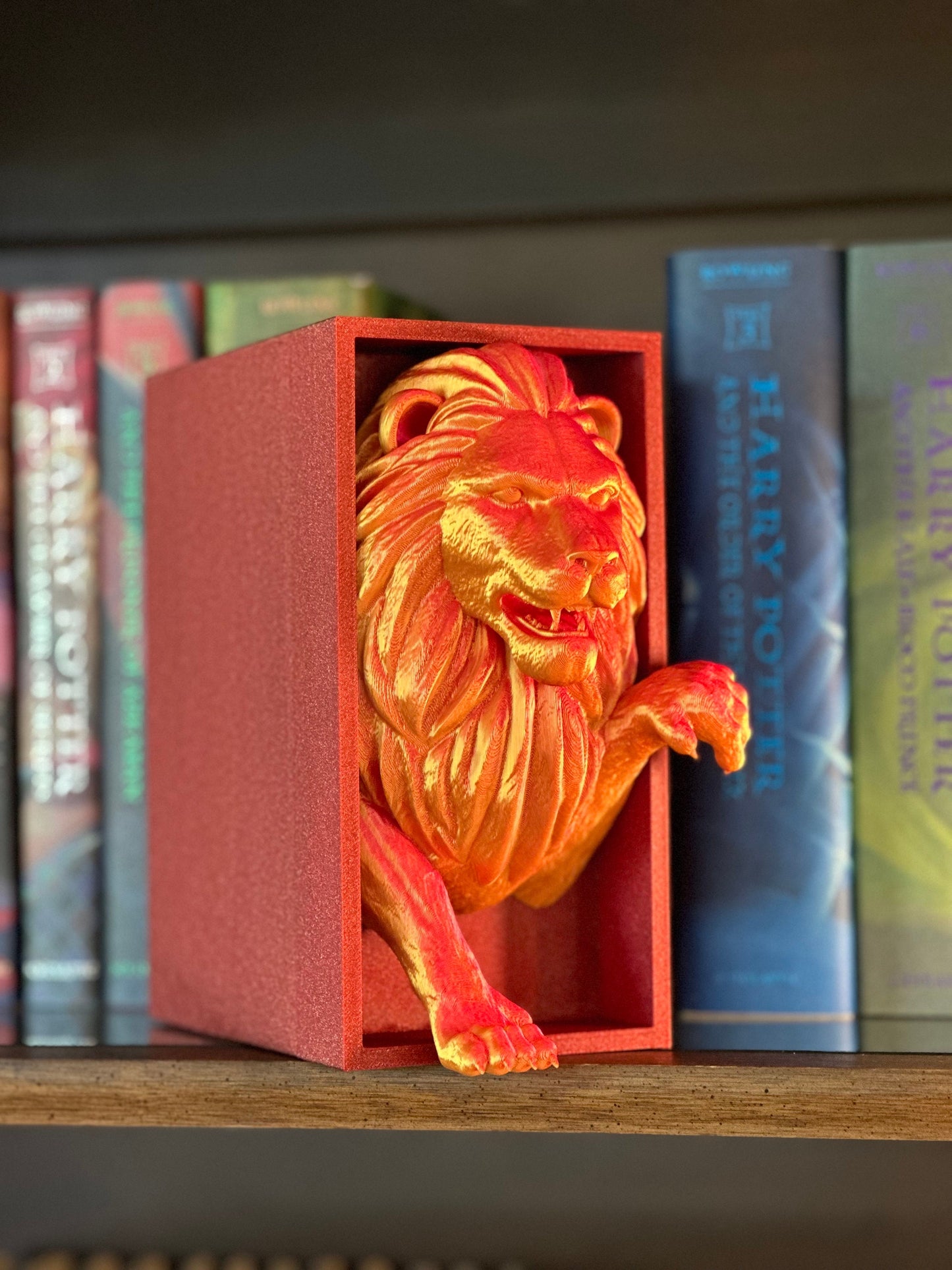 Gryffindor Lion Emerging: 3D Printed Book Nook D and D Fantasy Horror Enthusiasts Shelf Decor End