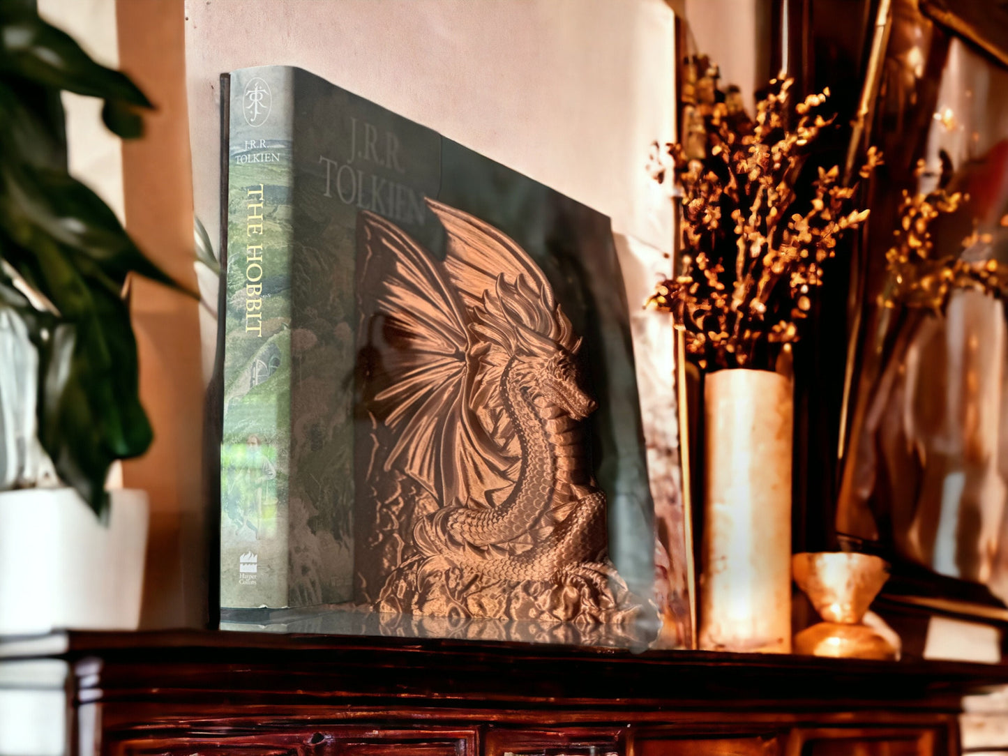 Dragon Book End Nook - Fantasy 3D Printed Dragon Book Shelf Decor