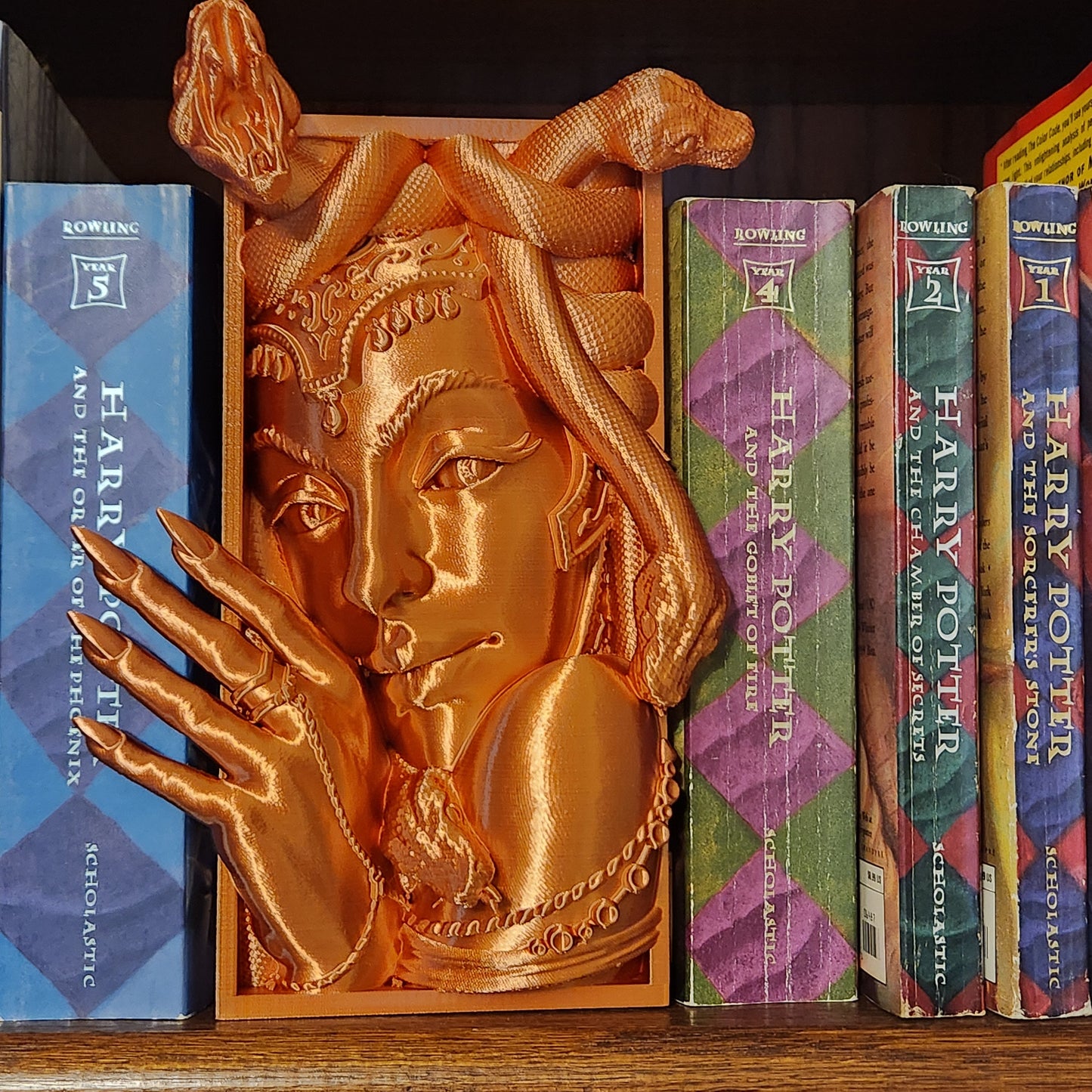 Medusa Book Nook Sculpture, Greek Mythology Shelf Décor, Unique Fantasy Bookends, Ideal Readers Gift, Mythical Art