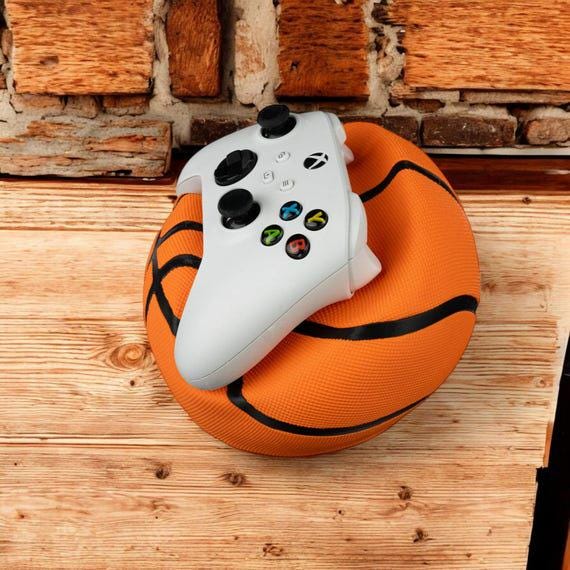 Basketball Game Controller Holder - Swish Design for Gaming and Sports Enthusiasts, Ideal Gift for Gamers & Basketball Fans