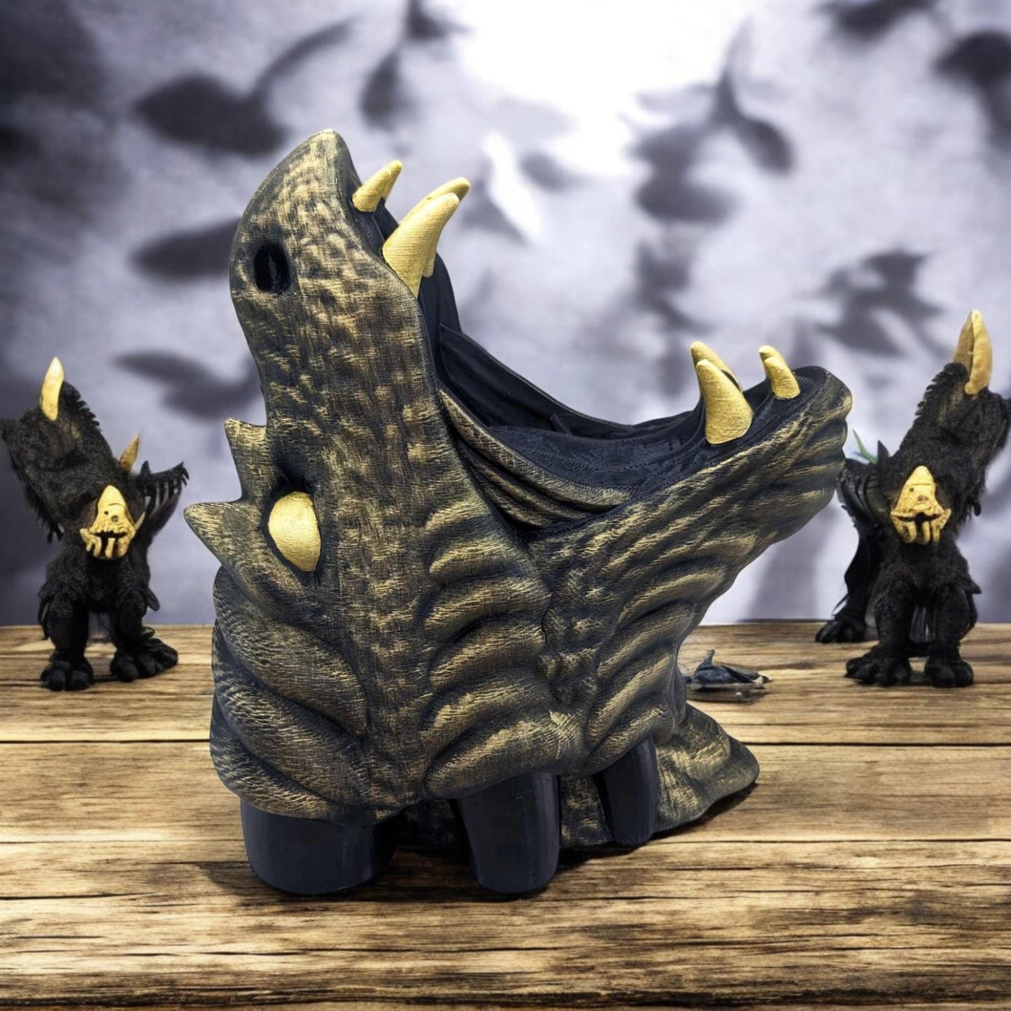 Dragon Head Controller Holder - 3D Printed Unique Gaming Stand, Desk Organizer & Dragon Decor for Gamers, Perfect Gift!