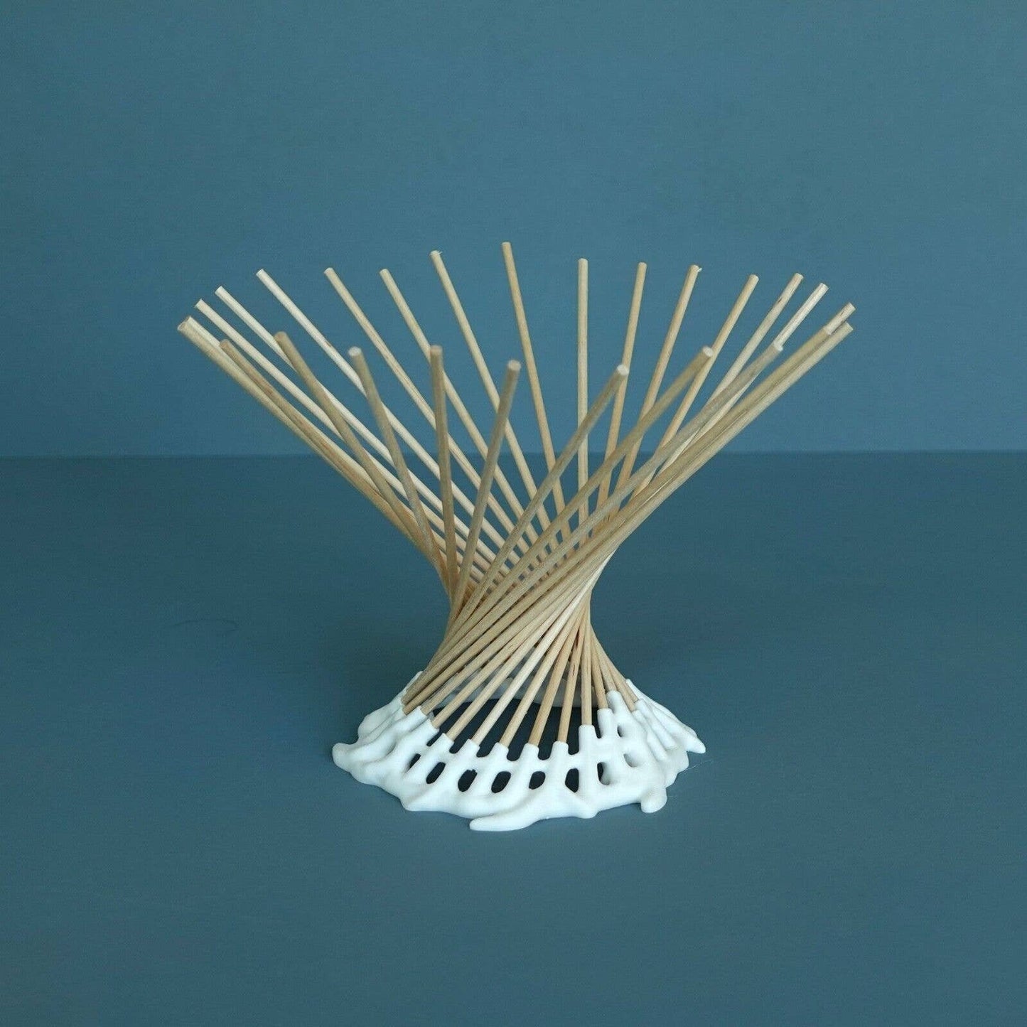 Handcrafted Art Deco Style 3D Printed Bowl | Unique Home Decor Piece with Wooden Skewers, Decoration Wooden Skewer Fruit Bowl Sand